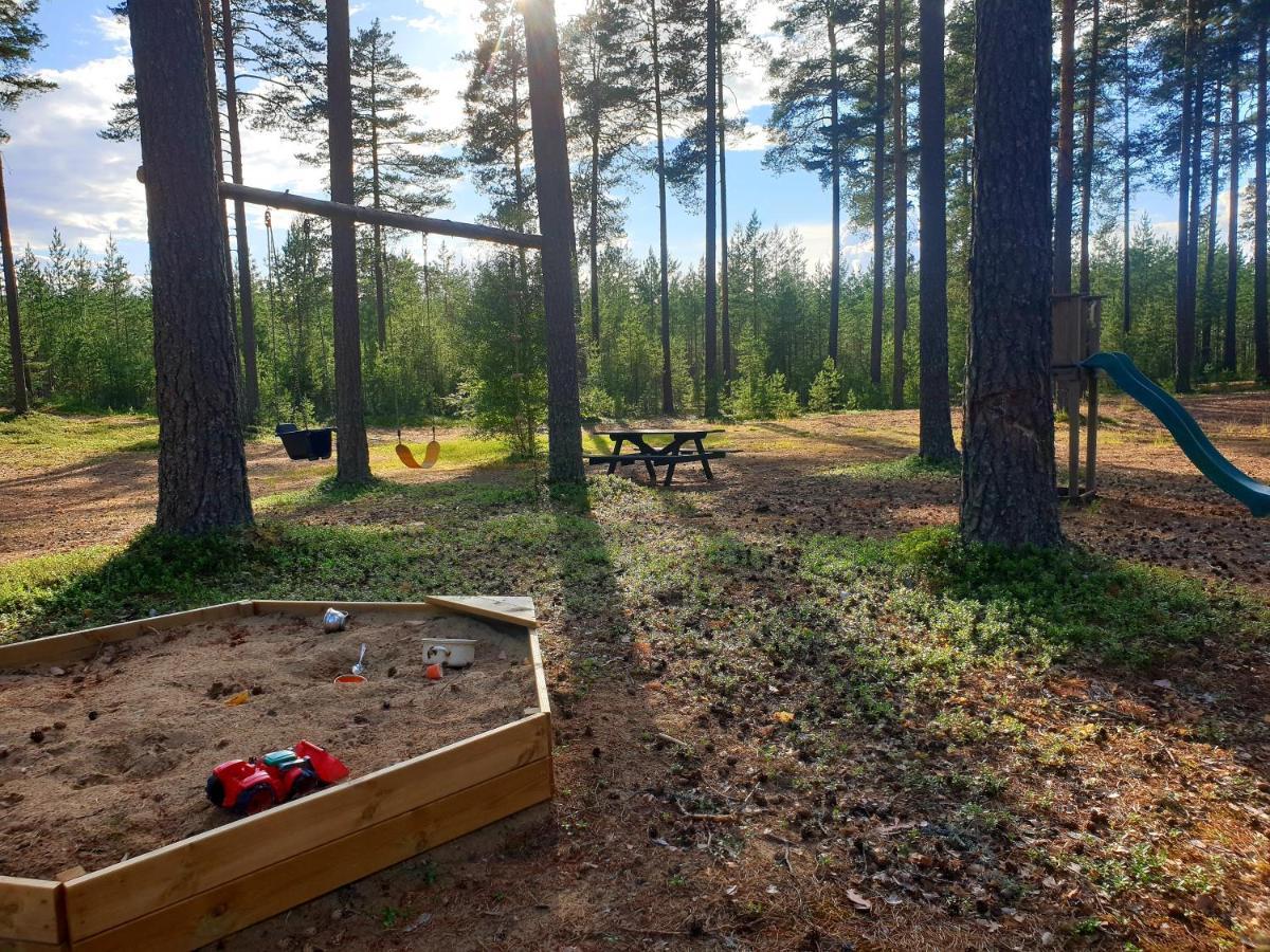 Hostel And Vandrarhem Lupin Naturcamping Lagom Gräsmark Dış mekan fotoğraf