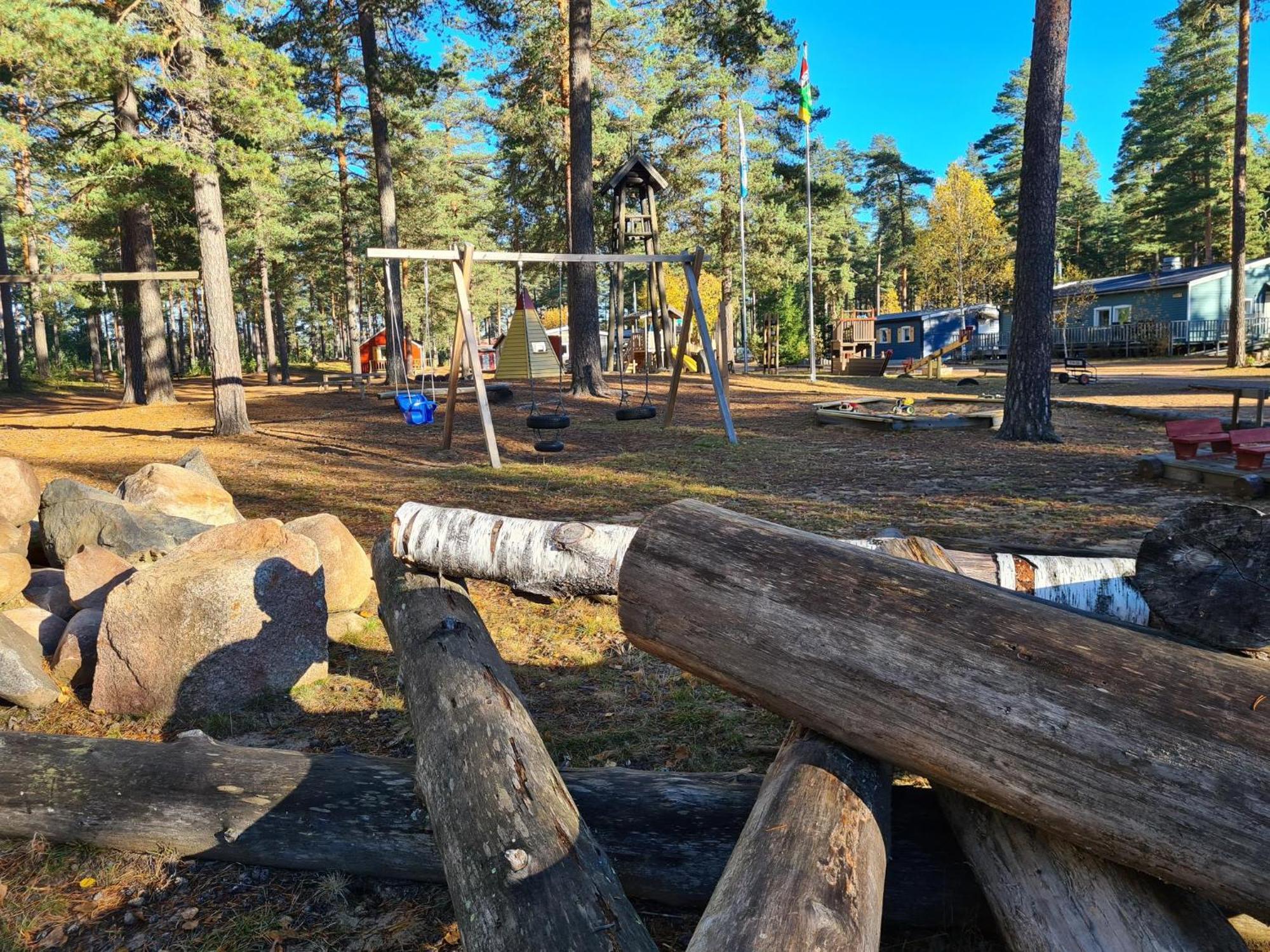 Hostel And Vandrarhem Lupin Naturcamping Lagom Gräsmark Dış mekan fotoğraf